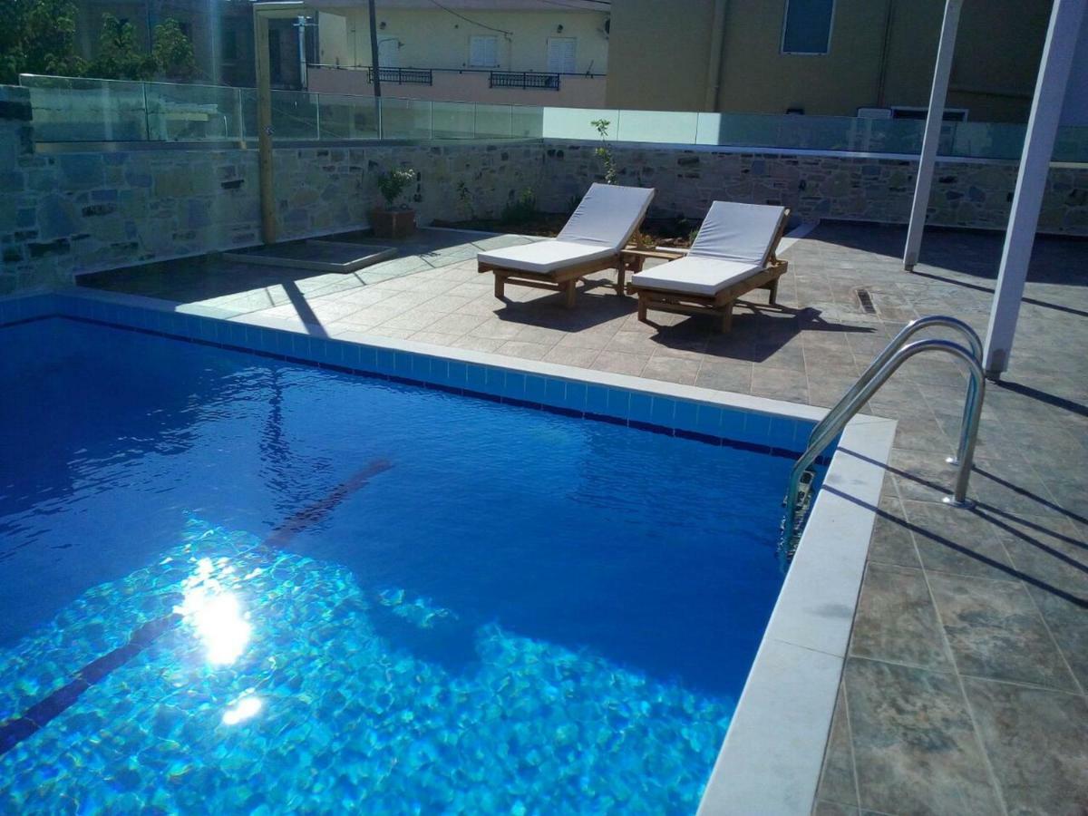 El.Ma.Ra. Luxury Villas Kokkinos Pirgos Exterior photo